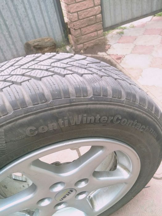 Комплект зимовової гуми на дисках опель