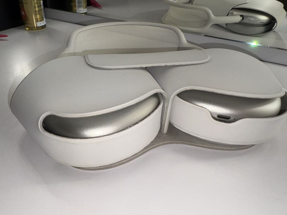 Apple AirPods max słuchawki