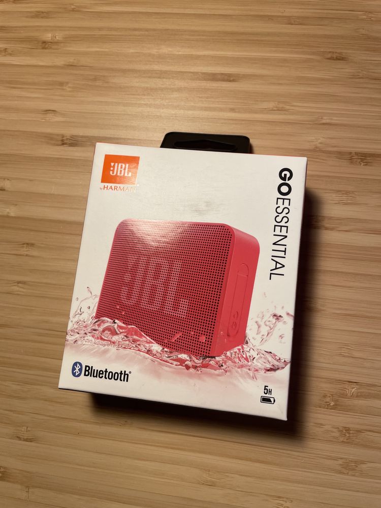 JBL go essentials głośnik
