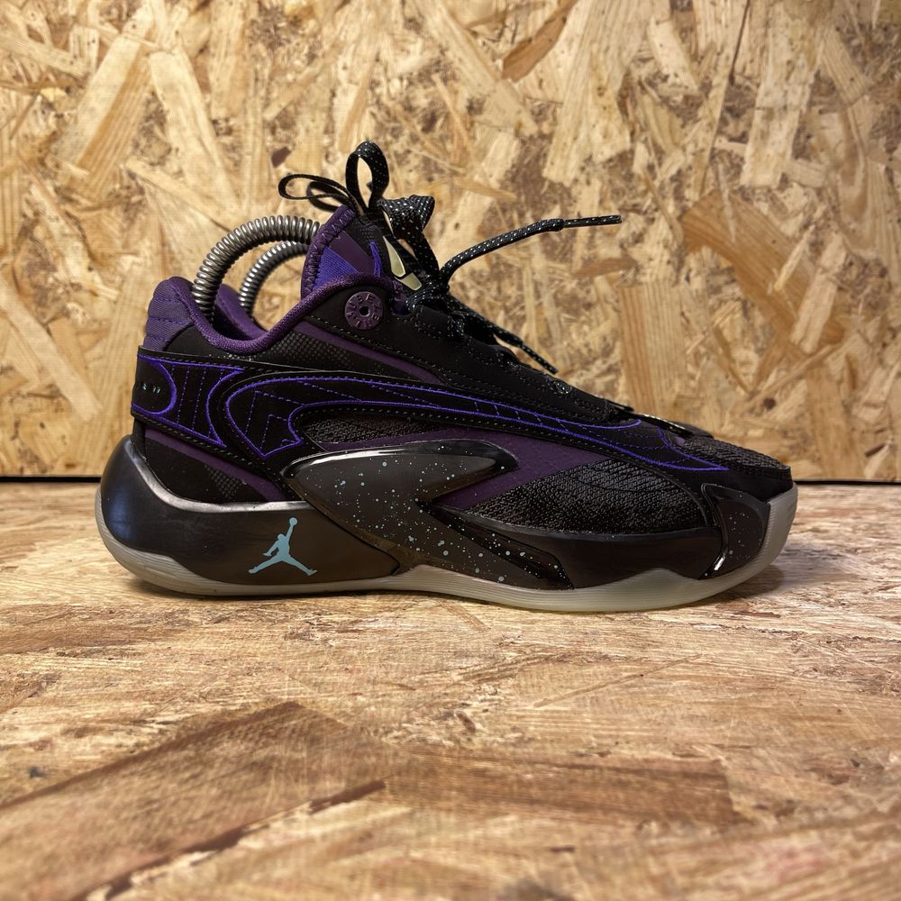 Жіночі кросівки Jordan Luka 2 "Space Hunter" (DZ3498-001)