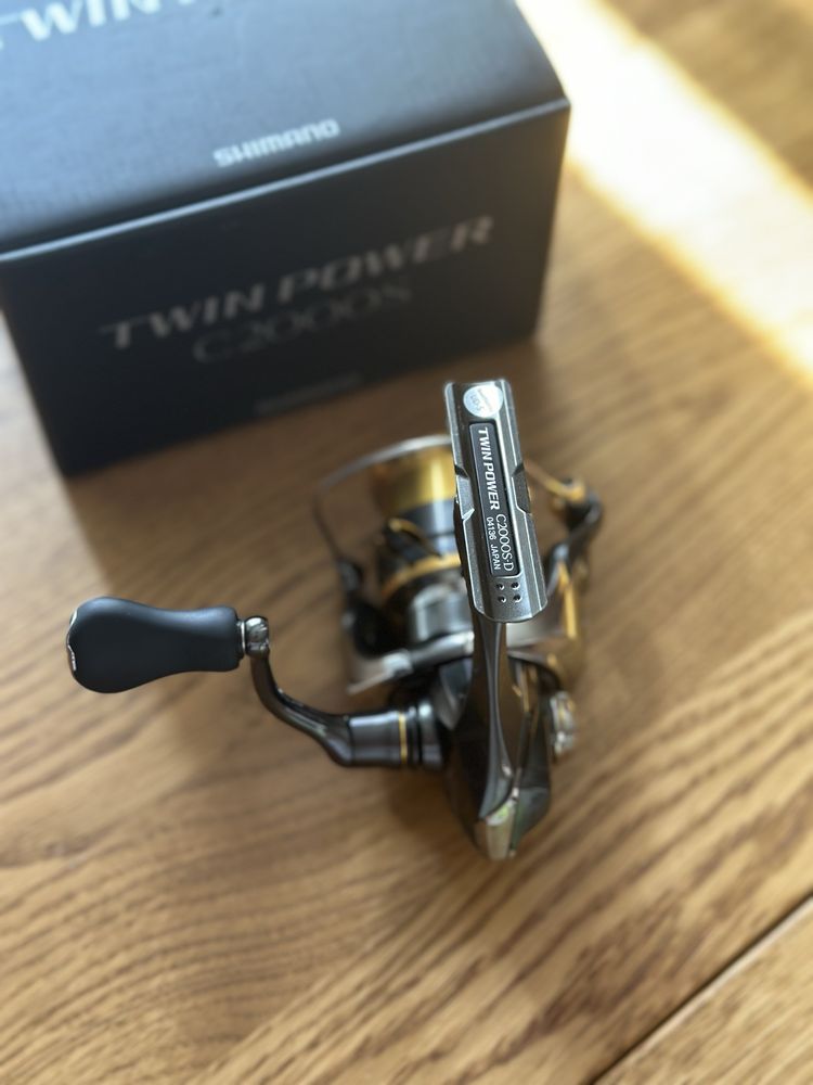 Shimano 20 Twin Power c2000s