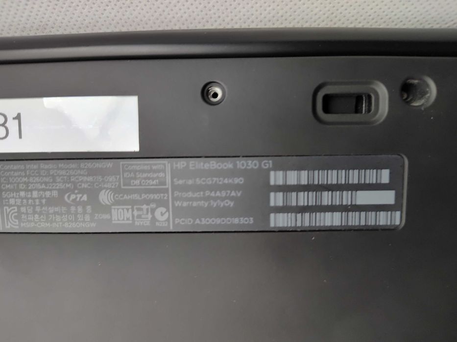 OKAZJA! | HP EliteBook 1030 G1 (3) | M5-6Y57 8GB | Na CZĘŚCI | FV23