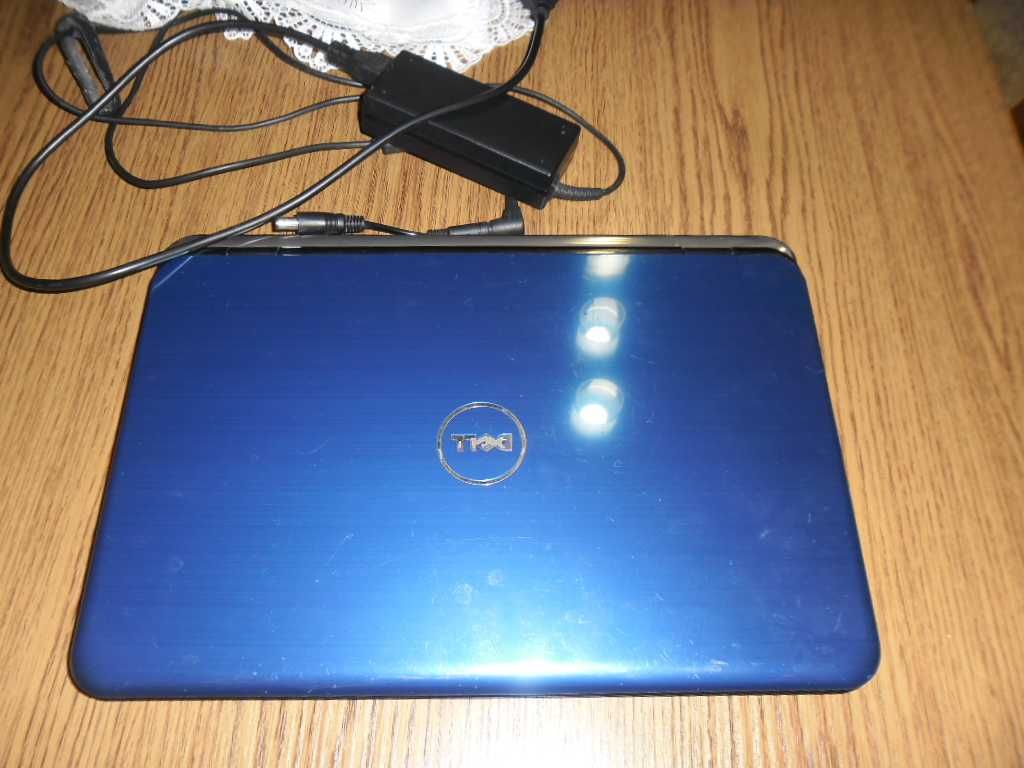 Dell inspiron M5010