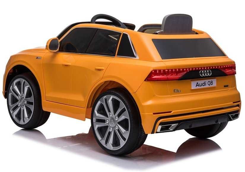 Auto na Akumulator Audi Q8 JJ2066 lakierowany