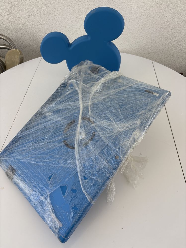 Suporte tv ou prateleira quarto de criança