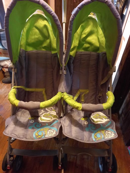 Прогулочна коляска-трость для двійні Geoby SD209F-WFHL