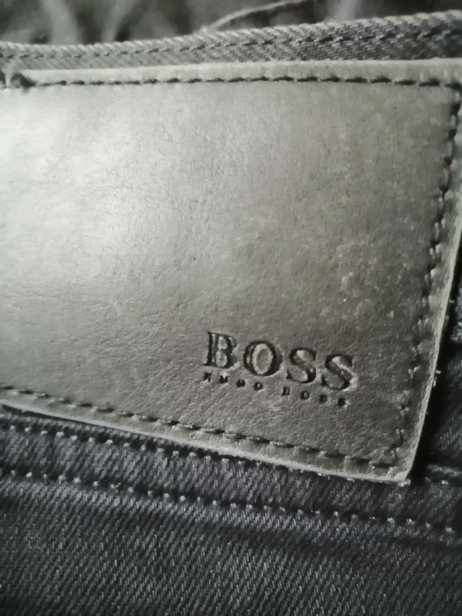 Spodnie męskie firmy Hugo Boss