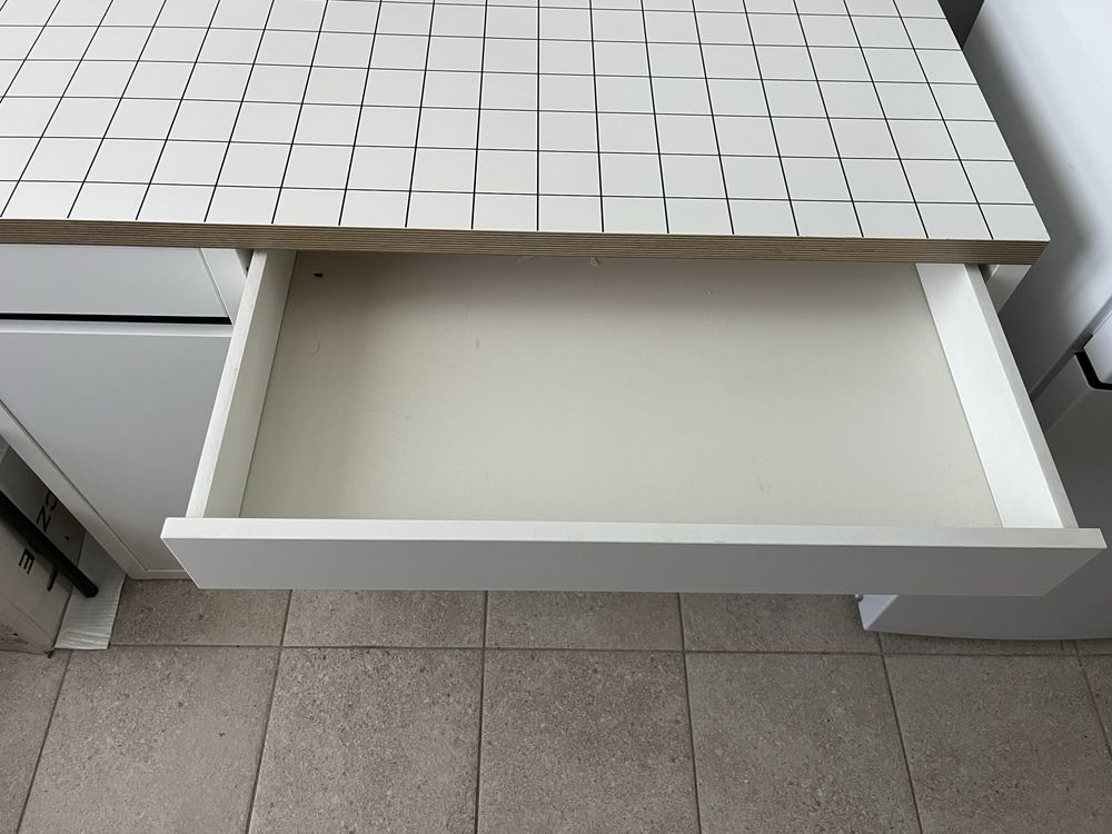 Biurko Ikea MICKE