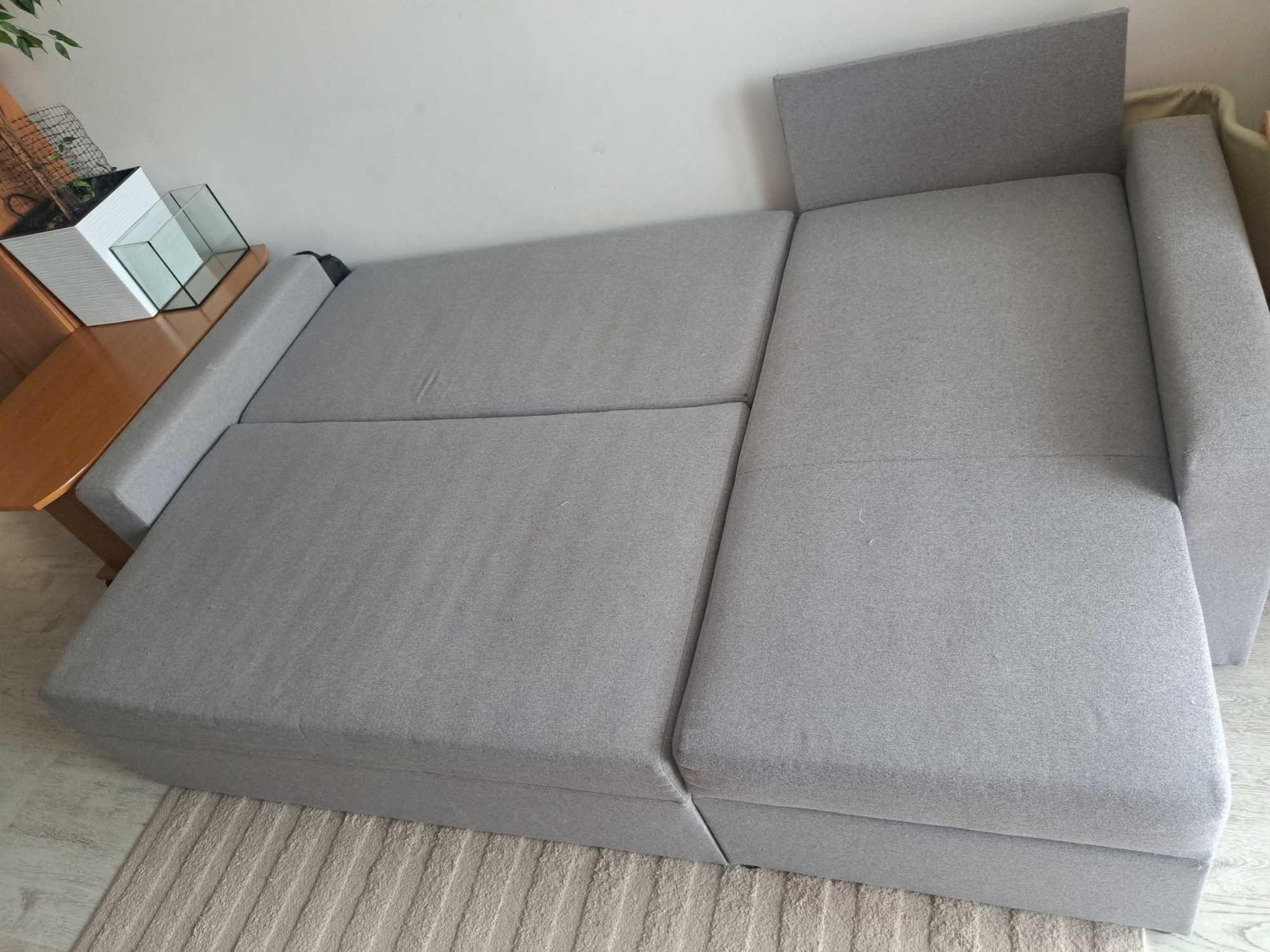 Naroznik z funkcja spania