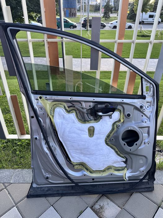 Двері на запчастини honda cr-v 2018-2020 67050-TLA-A11ZZ