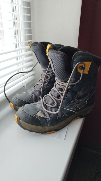 Зимние ботинки на мальчика