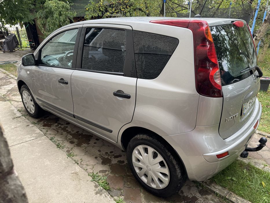 Nissan Nota 2011 року мотор 1.4  коробка передач механічна