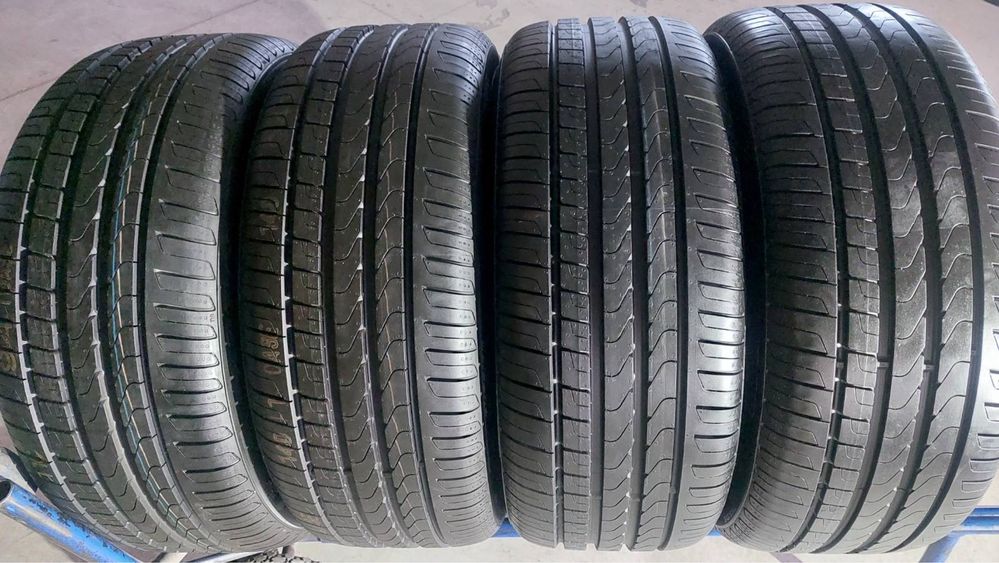 235/40/19 R19 Pirelli Cinturato P7 4шт нові