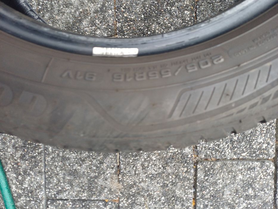 Koplet opon całorocznych goodyear 205/55/16
