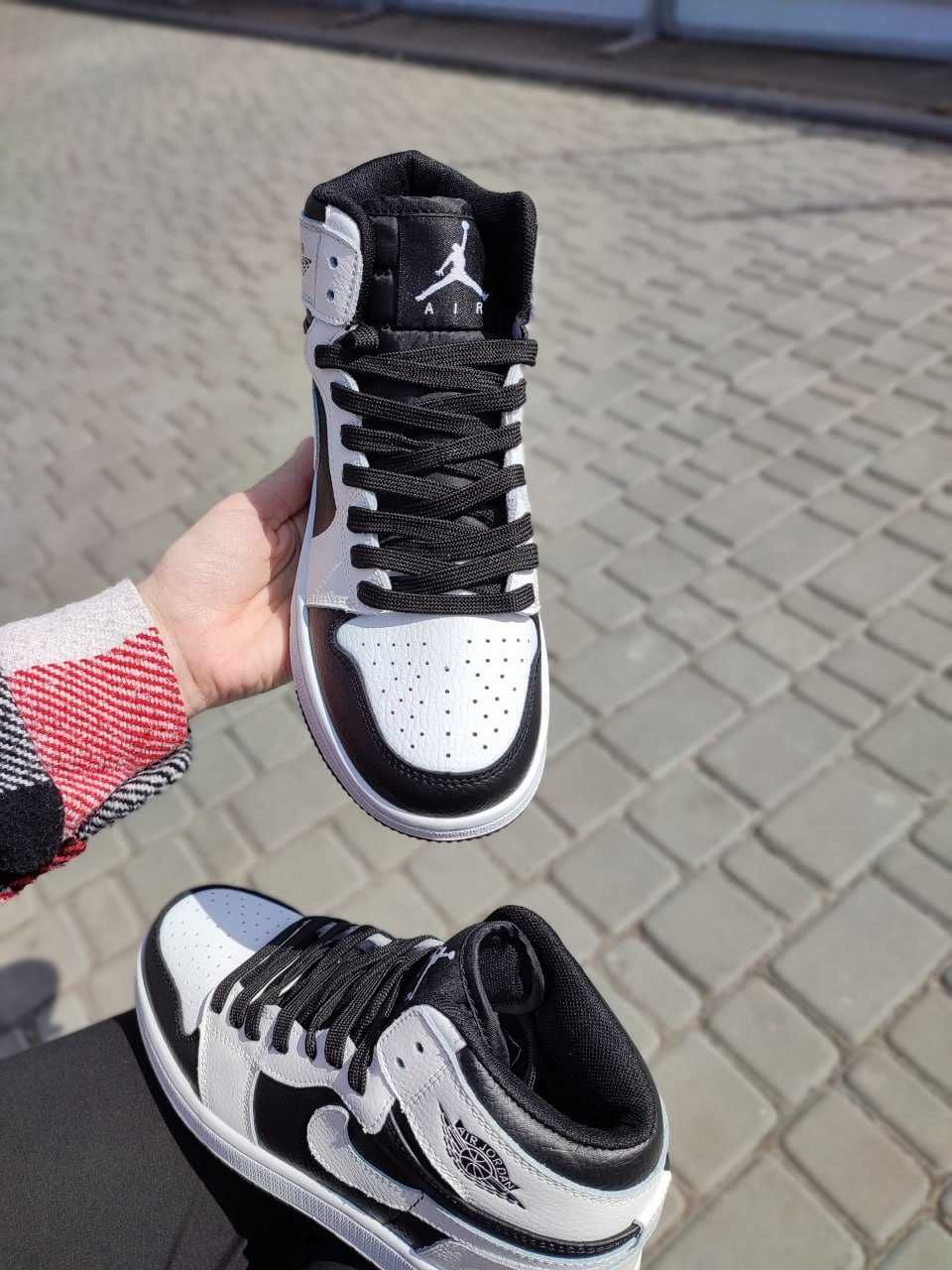 Buty wysokie Nike Air Jordan 1 Retro Mid Tuxedo 36-45r