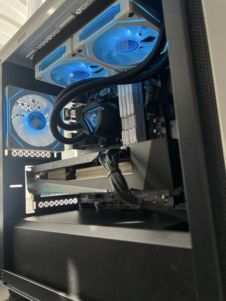 Komputer RTX 3070 TI/ R7 3700X/ 32GB RAM/1TB SSD/Win 11/Wifi/Bluetooth