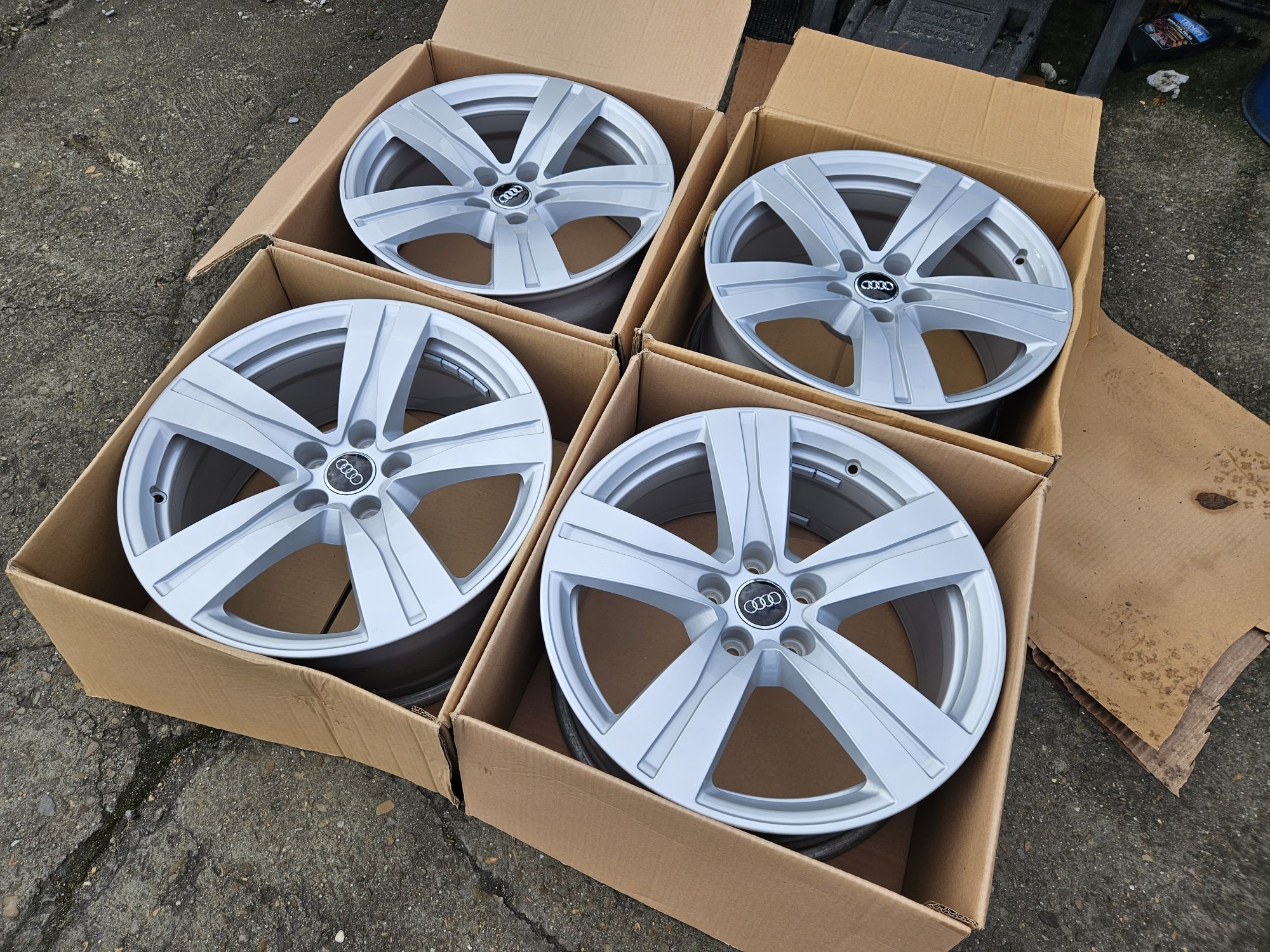 Felgi aluminiowe 5x112 8j et 25 66.6 18" AUDI a4 a5 a6 q5