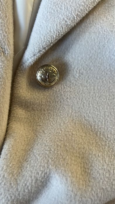 Пальто бренд Trussardi