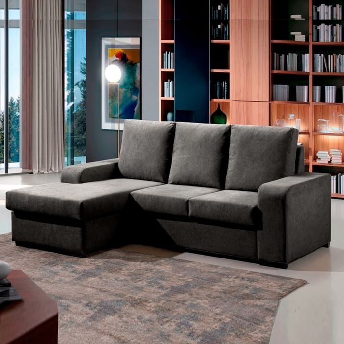 Várias peças de mobiliário