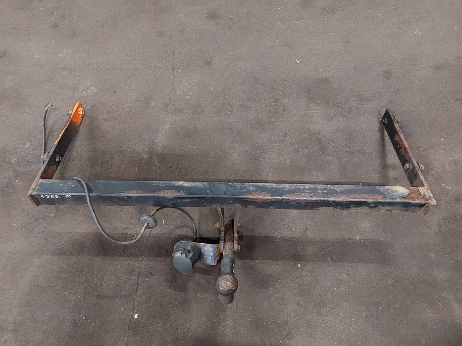 HAK HOLOWNICZY + TABLICZKA + WIĄZKA AUDI A3 8L HB 5D
