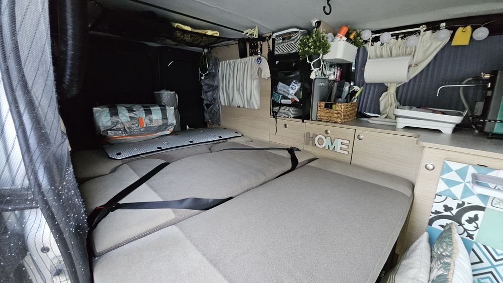 Renault Trafic Kamper 2006r., silnik 2.5, 145KM