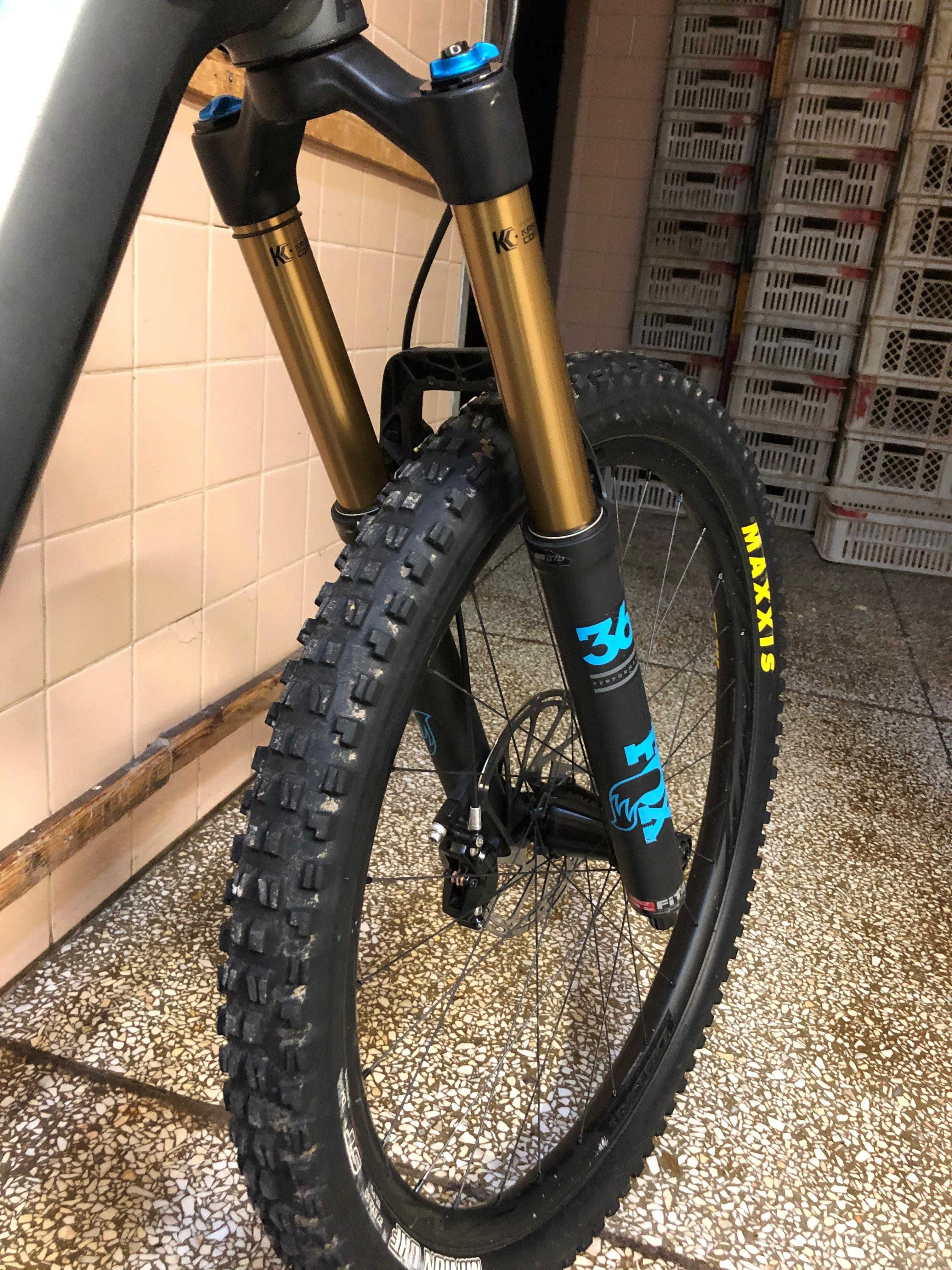 Rower Elektryczny Focus SAM² Pro 2019 FOX Kashima  roz M + bateria zew