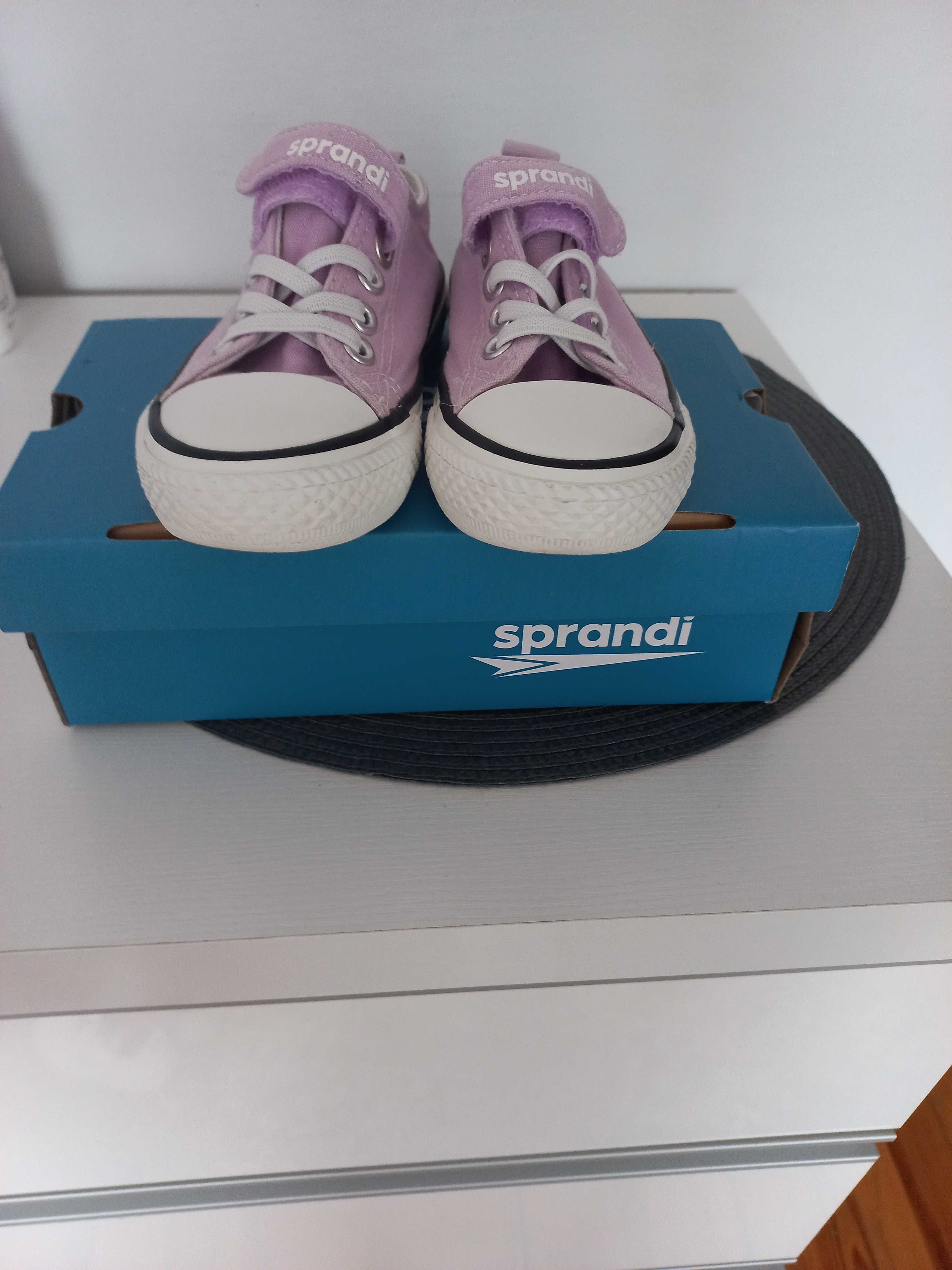 Trampki SPRANDI 25