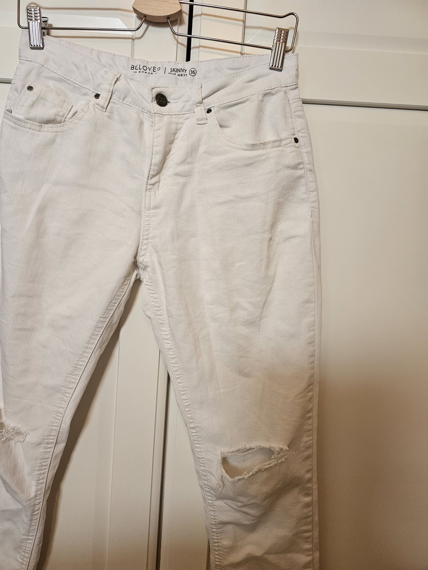 Białe spodnie dżinsy 36/38 s/ m