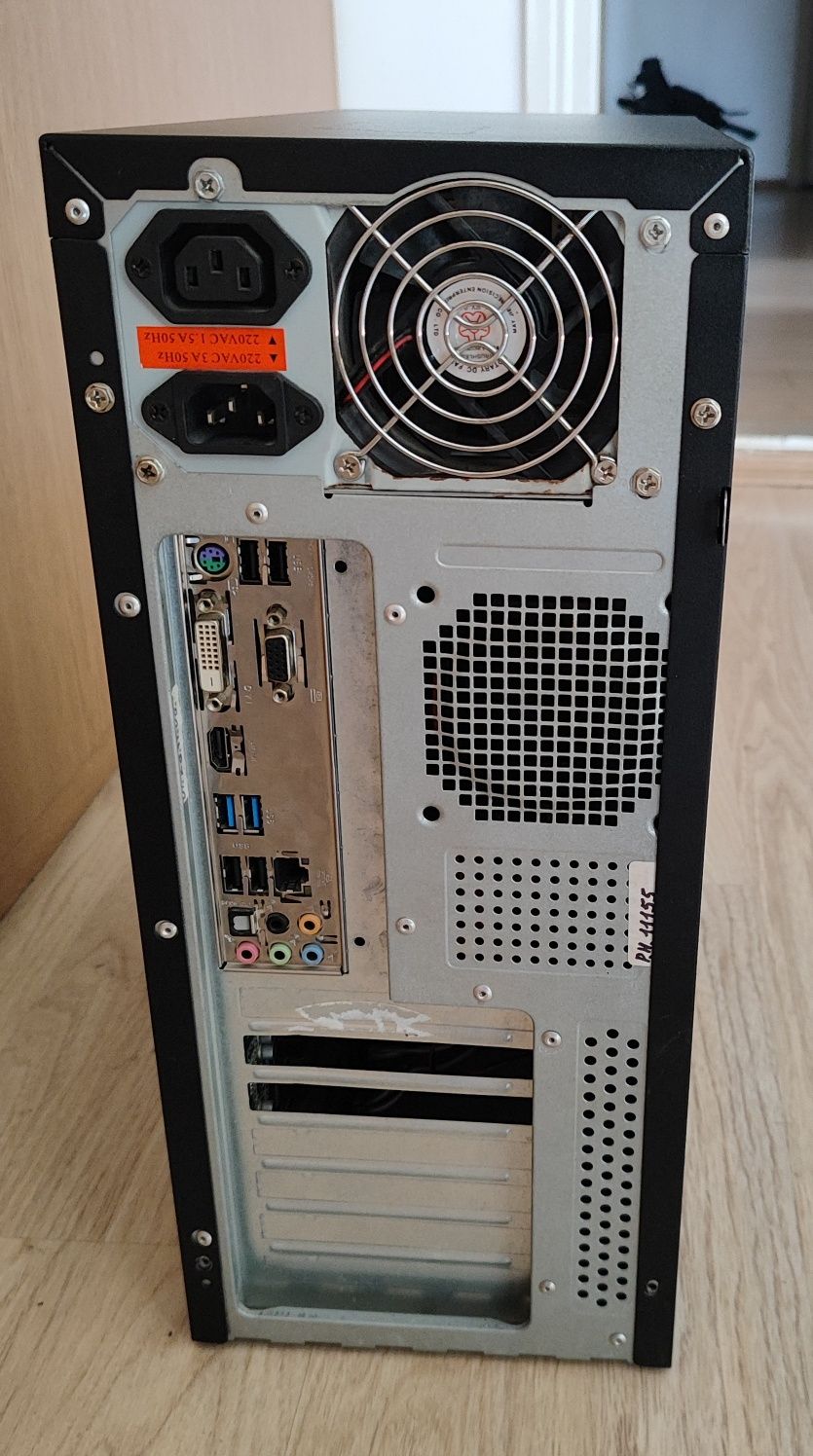 Компьютер. AMD A8 6600k,8gb ram,320 hdd.