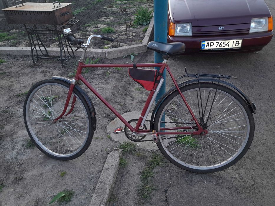 Велосипед з новими колесами та гумою . Зразковий стан.