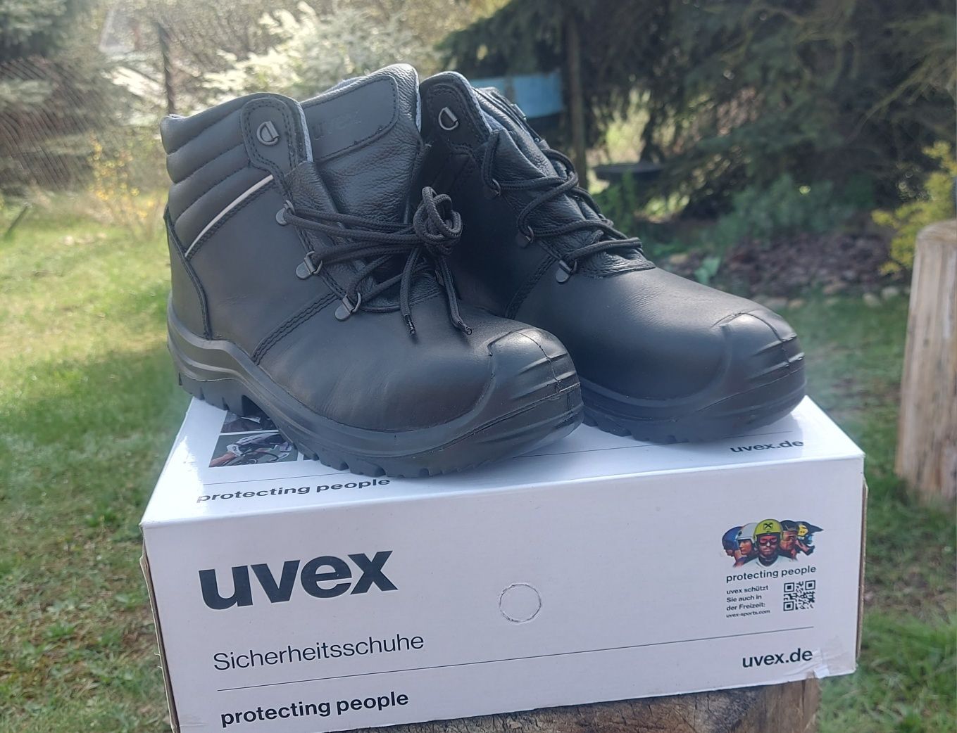 Buty robocze uvex rozm.40