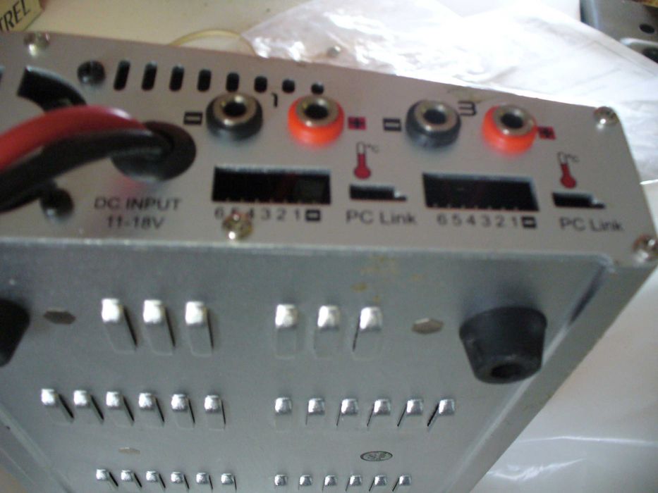 Ładowarka EV-PEAK CQ3. 4 x 10A, 4 x 100W
