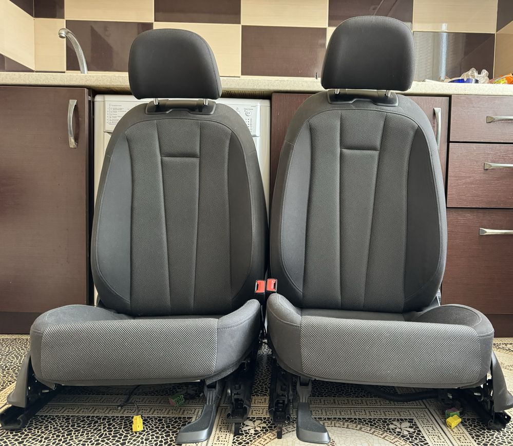 Передні сидіння крісло Audi A4 B9 водійське пасажарське Сиденье кресло