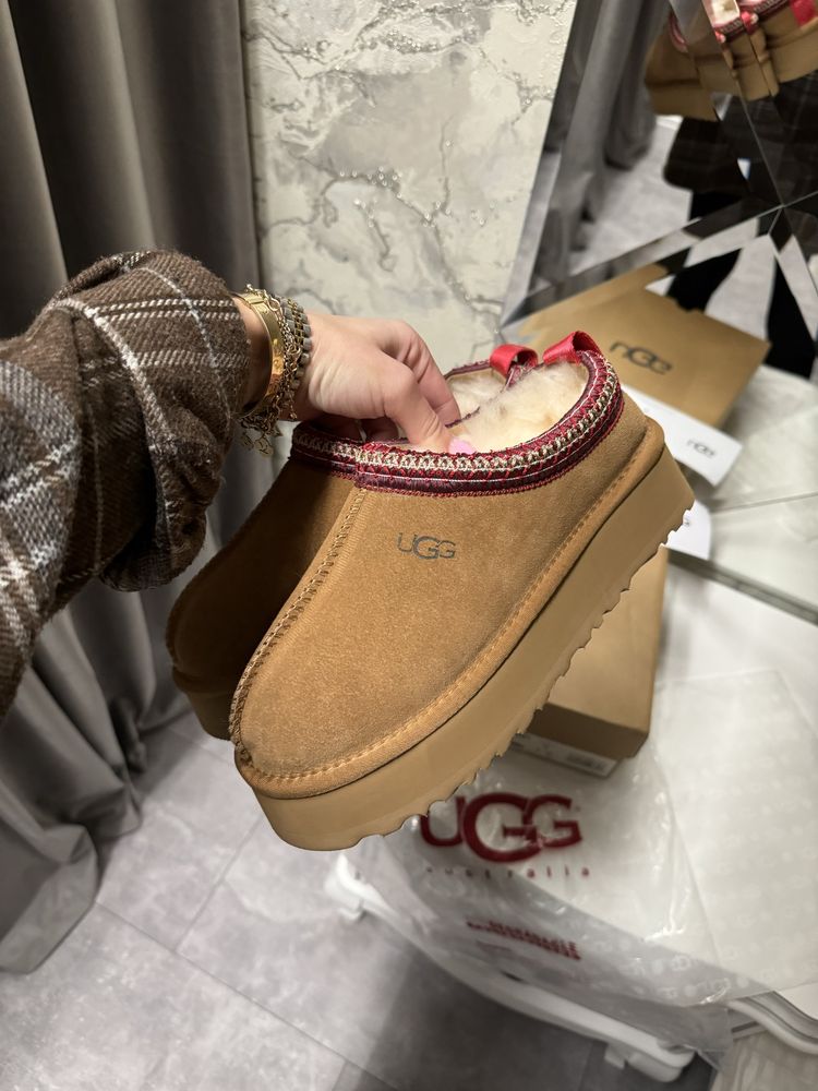 Рыжие угги на платформе ugg tazz с открытой пяткой