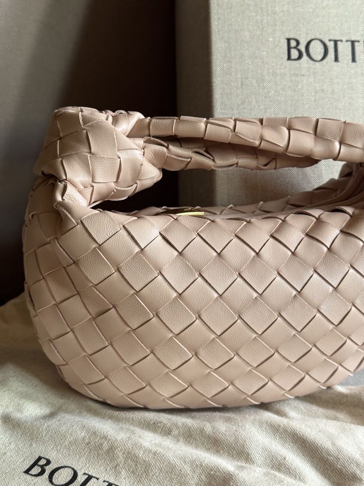 Сумка Bottega Veneta Jodie mini pink рожева