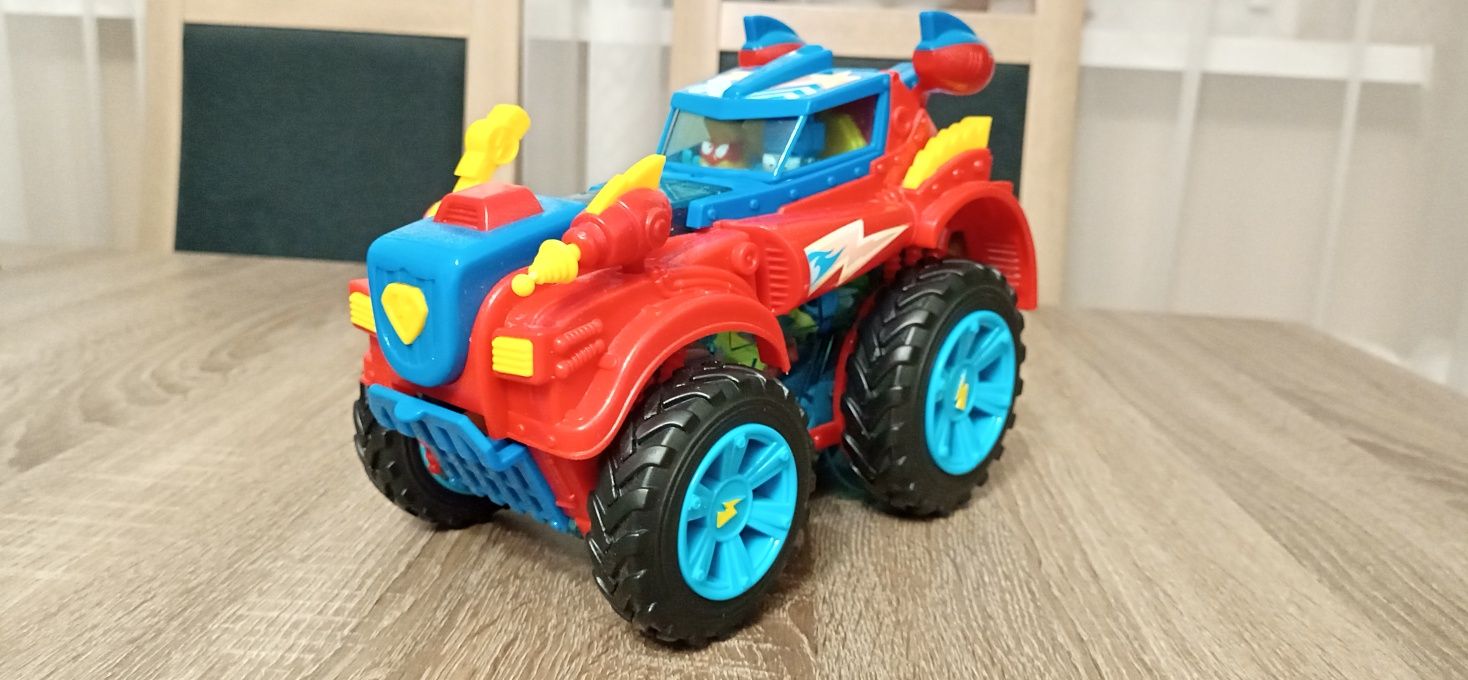 Super Zings - samochód Monster Roller + 19 figurek + 3 pojazdy