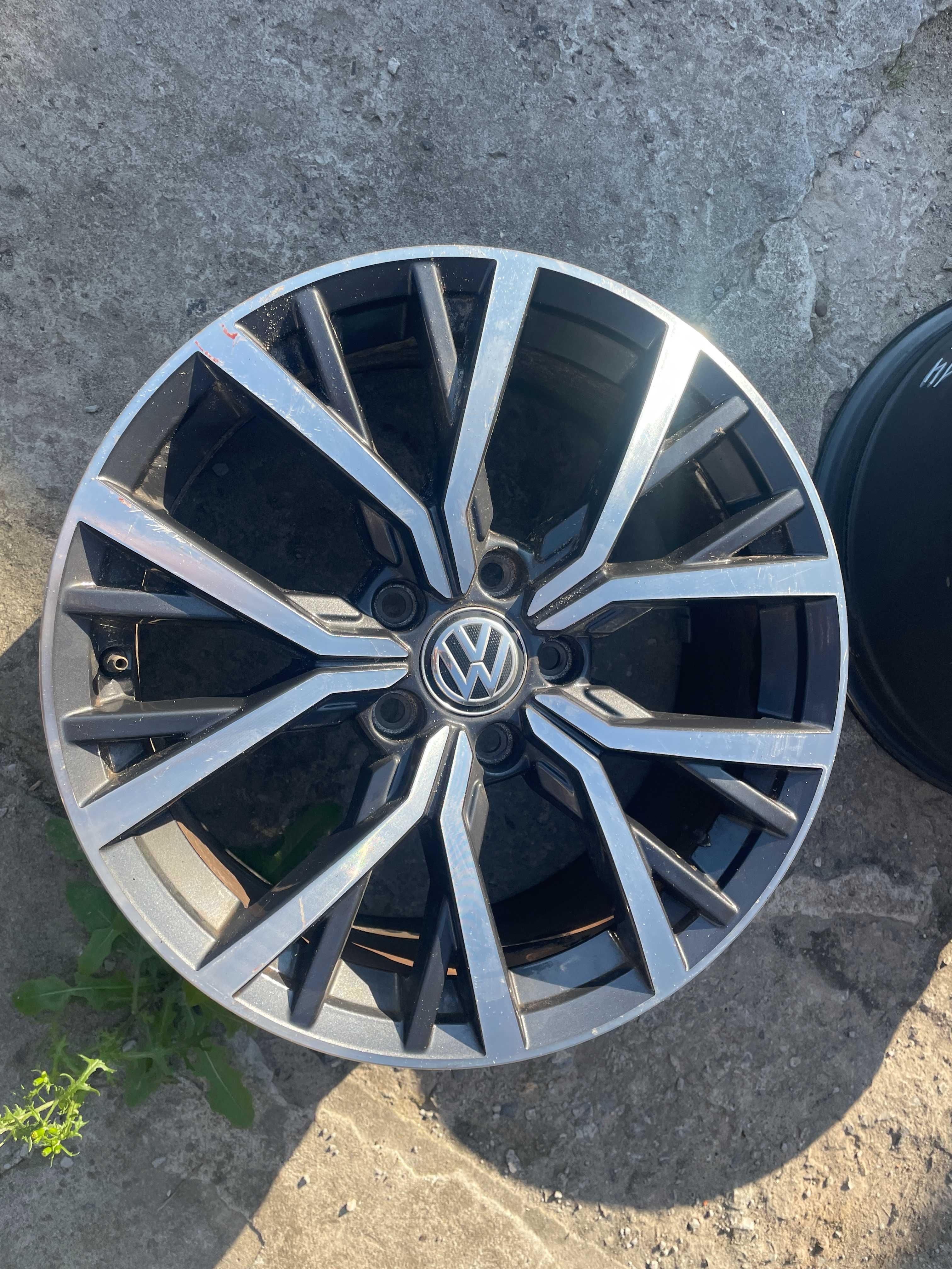 Диск титановий R17 VW Tiguan 5NA601025AA, ET40