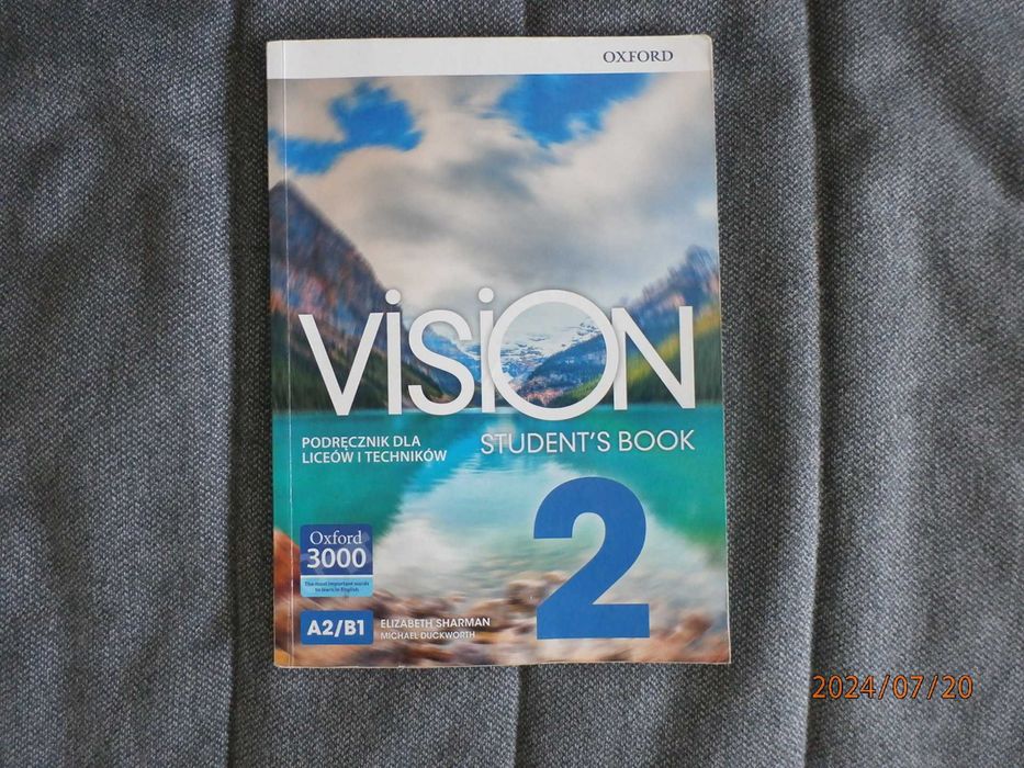 VISION 2 Student's Book. A2/B1. Elizabeth Sharman i Michael Duckworth.