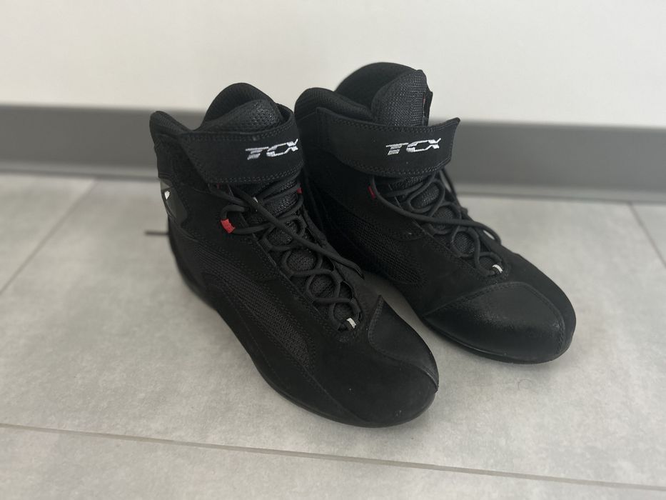Buty motocyklowe TCX krótkie