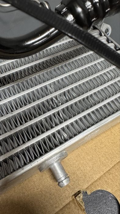 Масляний радіатор BMW S1000rr 2015-2018