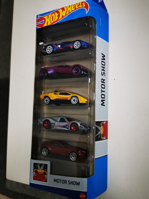 Motor Show Pack 5x Hot Wheels 2023
