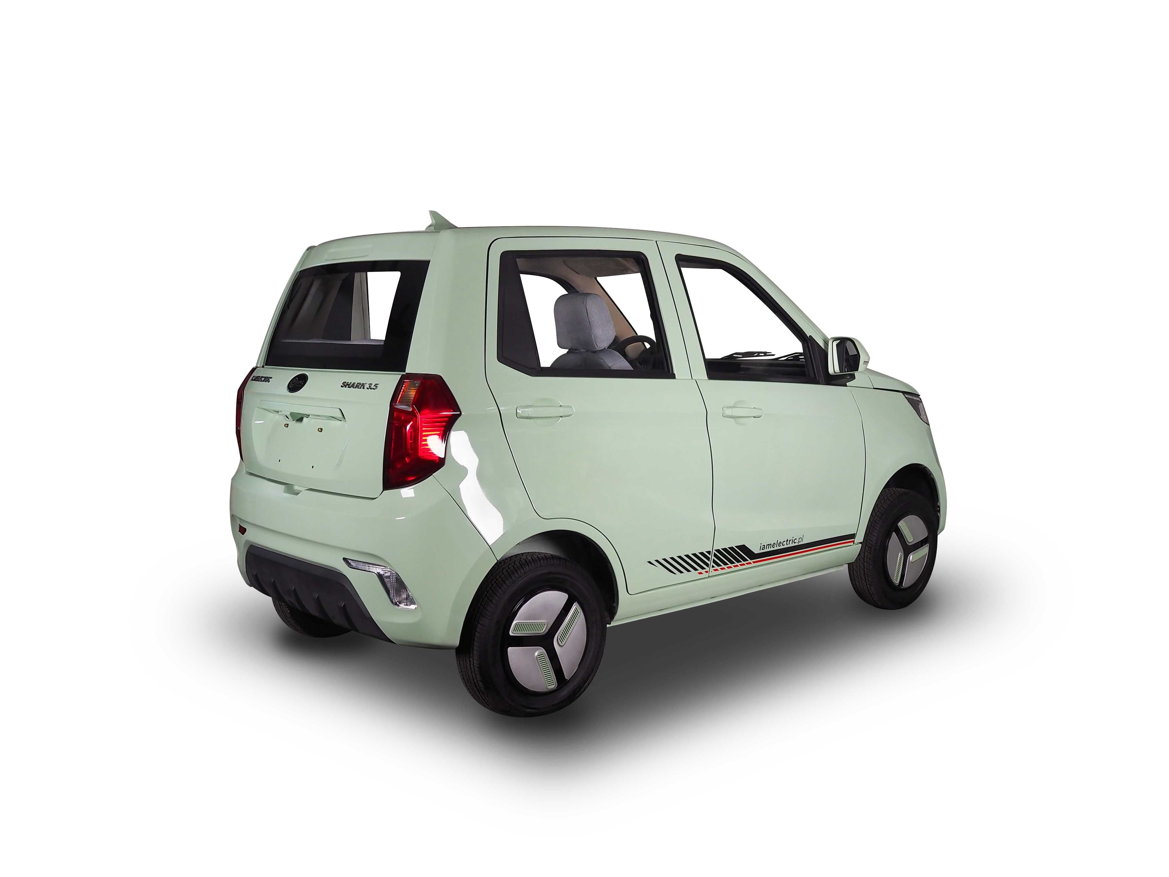 Elektryczny MicroCar Shark 45 km/h ładowanie z 230 V