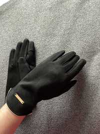 Чорні рукавичкі