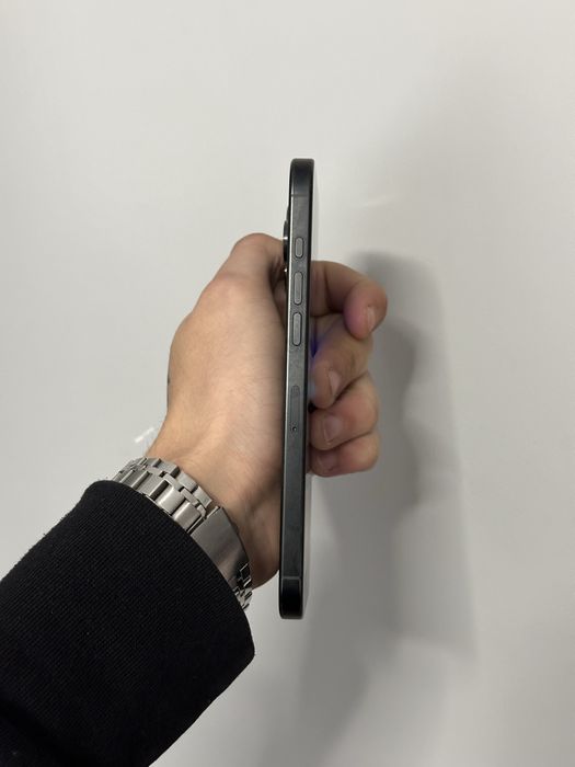 Вживаний Apple iPhone 16 Pro Max [ Black Titanium ] 256GB