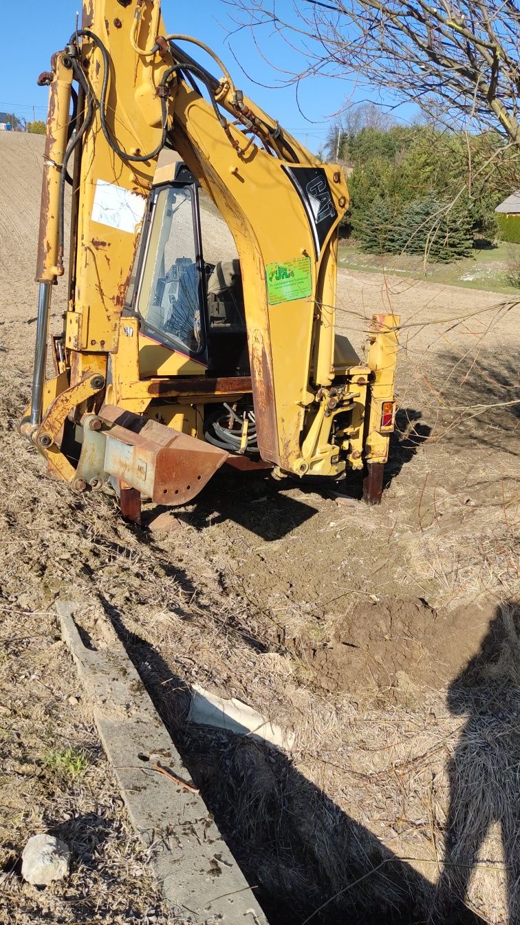 Sprzedam koparko ładowarke cat 428 b full opcja 3 łyżki
