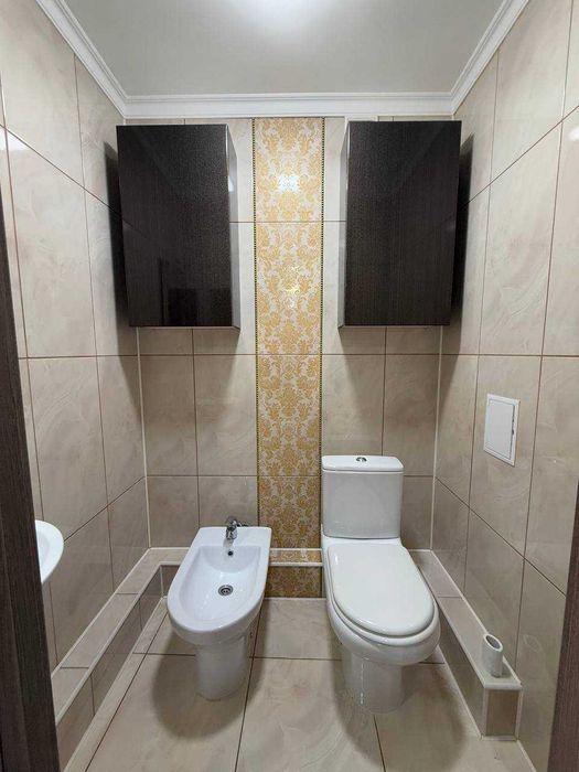 Продаж 3 к квартири Виставка хороший стан 78 м2 мін переоф