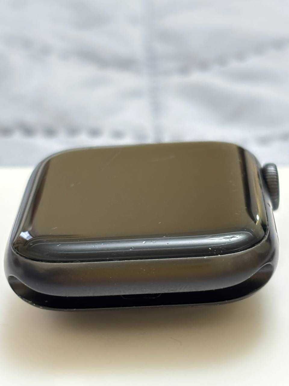 Apple Watch 6 Black 44 mm
