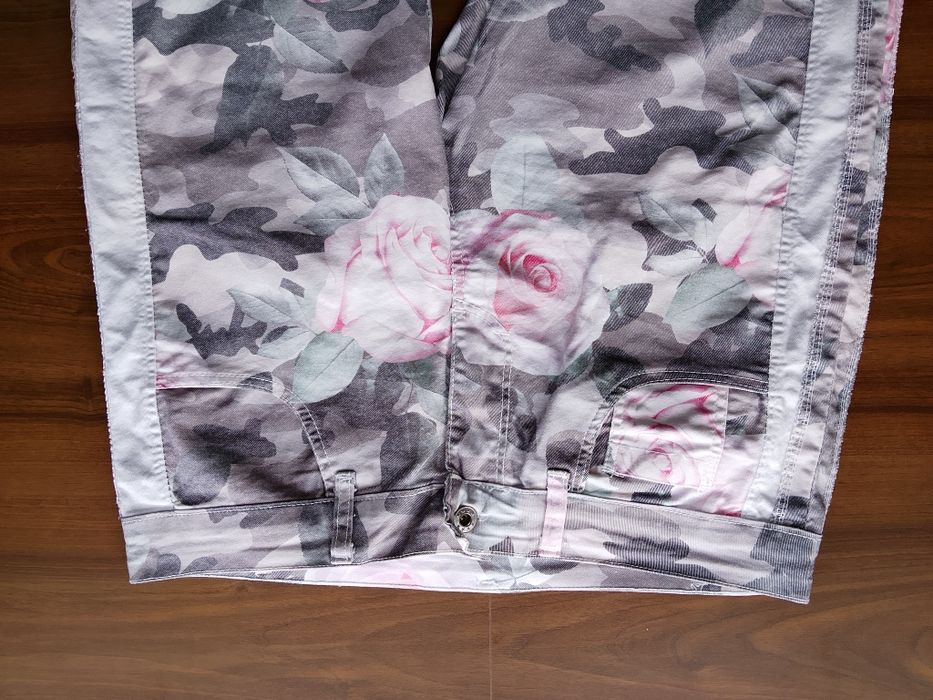 Spodnie damskie typu jeans