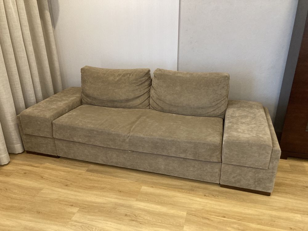 Sofa z funkcją spania oraz fotel