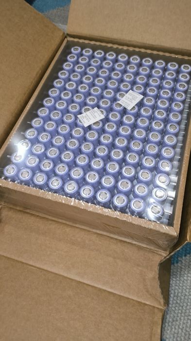 21700 Li-ion Високострумові акумулятори BAK N21700CGP 4000mah - 40A